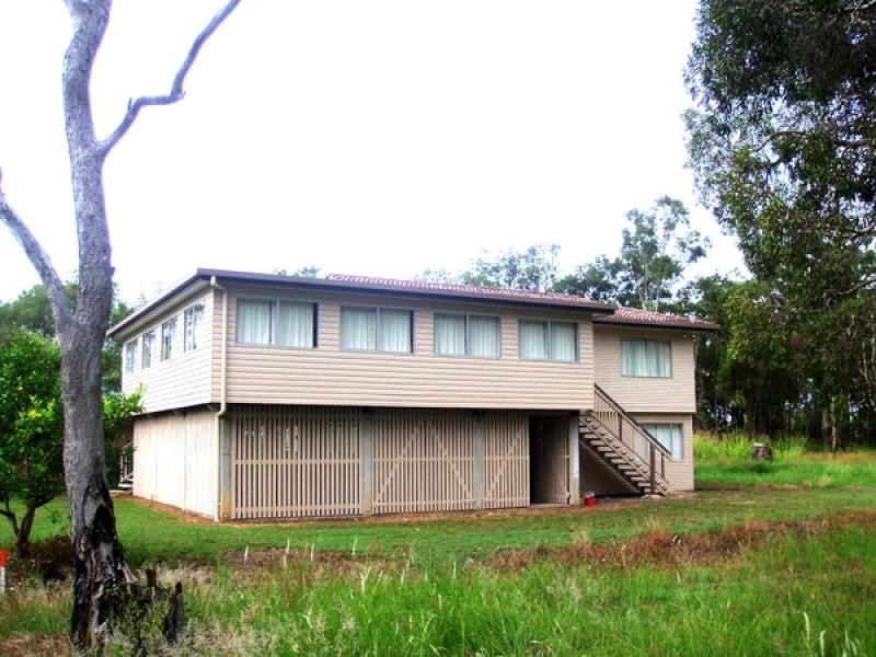 34 BURRUM HEADS ROAD, Burrum Heads QLD 4659