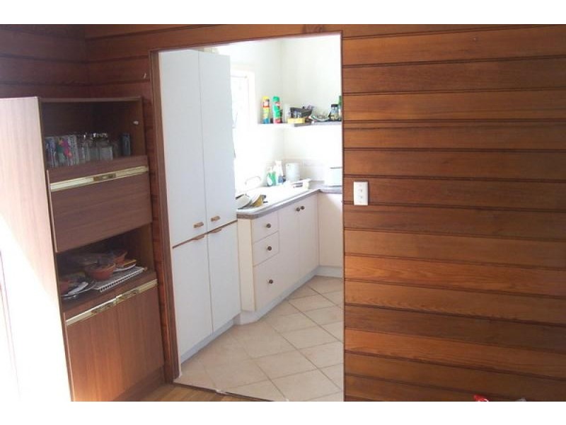 34 BURRUM HEADS ROAD, Burrum Heads QLD 4659