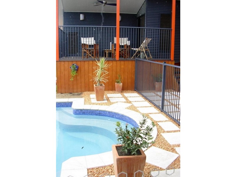 27 Traviston Way, Burrum Heads QLD 4659