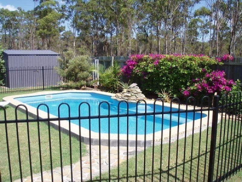 3 Lakeside Drive, Burrum Heads QLD 4659