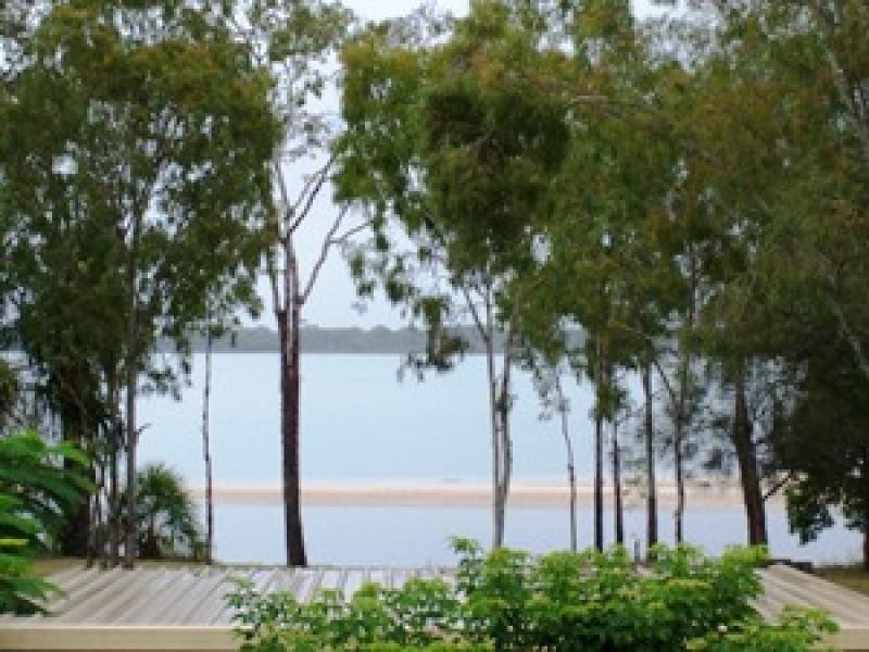 102 Riverview Drive, Burrum Heads QLD 4659
