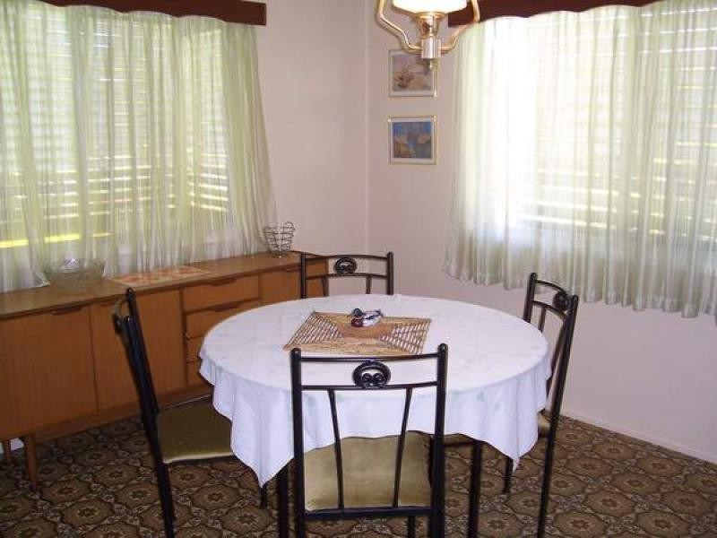 18 ROSS STREET, Burrum Heads QLD 4659