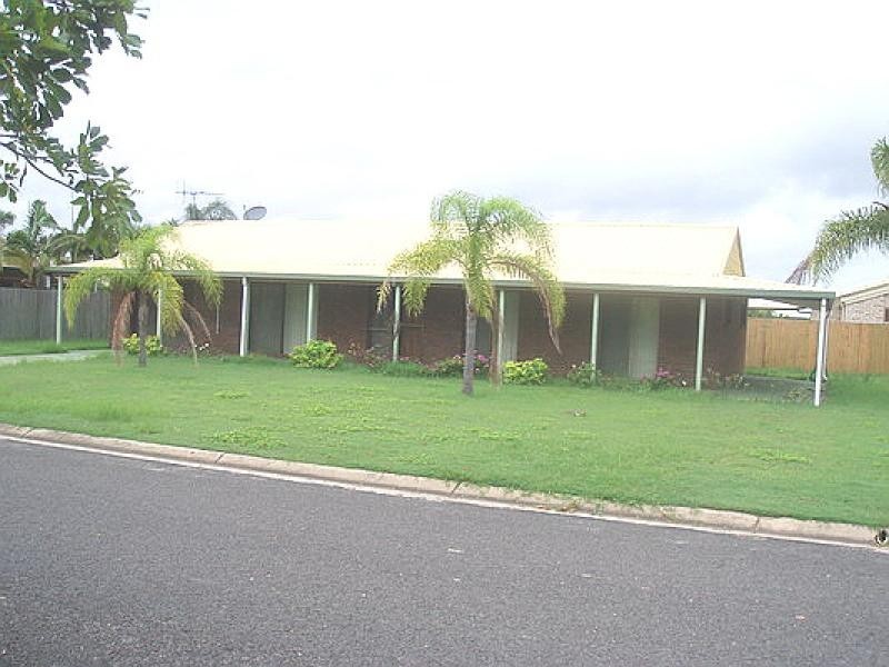 2 LAKES BOULEVARD, Burrum Heads QLD 4659