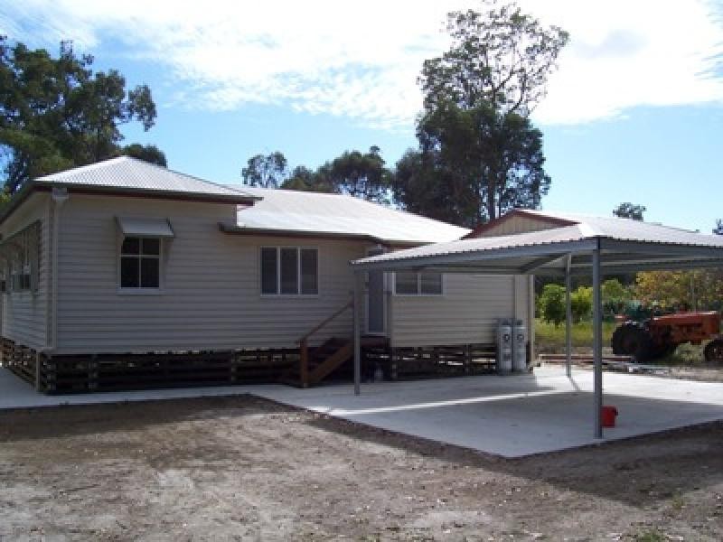 32 DREAMTIME AVE, Burrum Heads QLD 4659