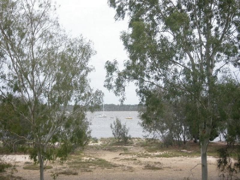 84 RIVERVIEW DRIVE, Burrum Heads QLD 4659