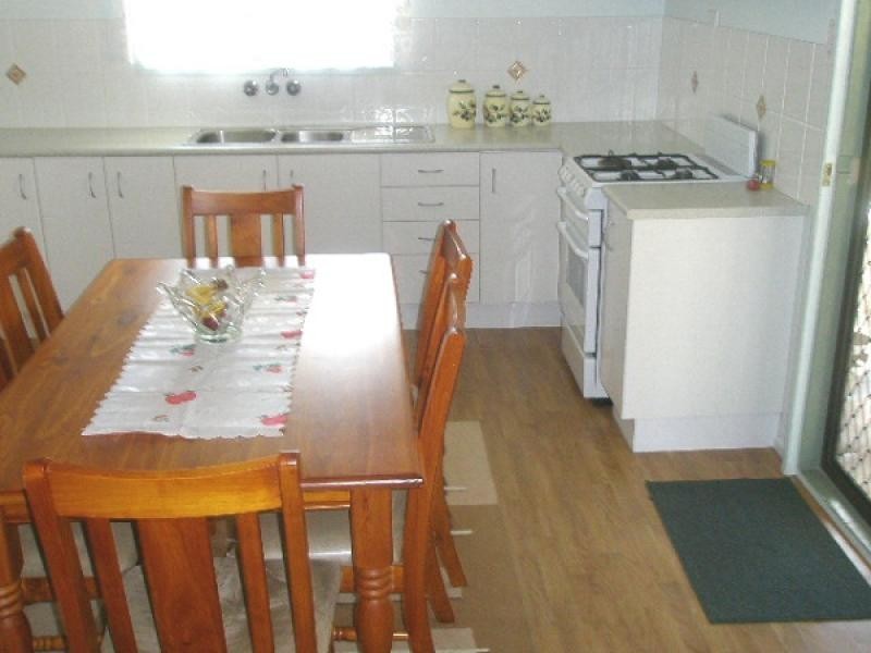 4 HOFFMAN STREET, Burrum Heads QLD 4659