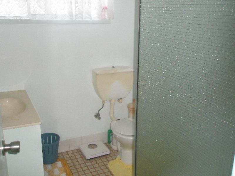 4 HOFFMAN STREET, Burrum Heads QLD 4659