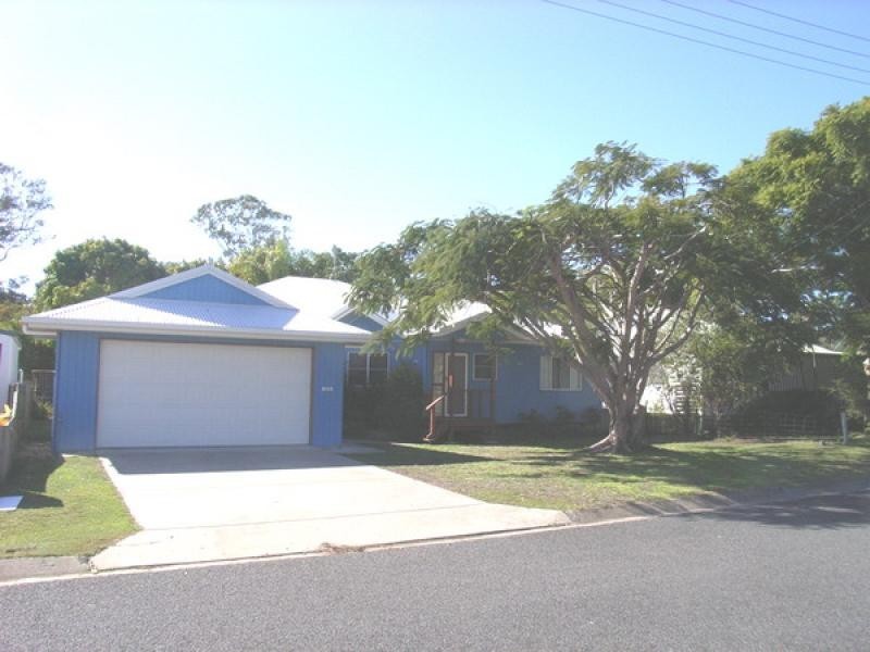 20 TRAVIS ROAD, Burrum Heads QLD 4659