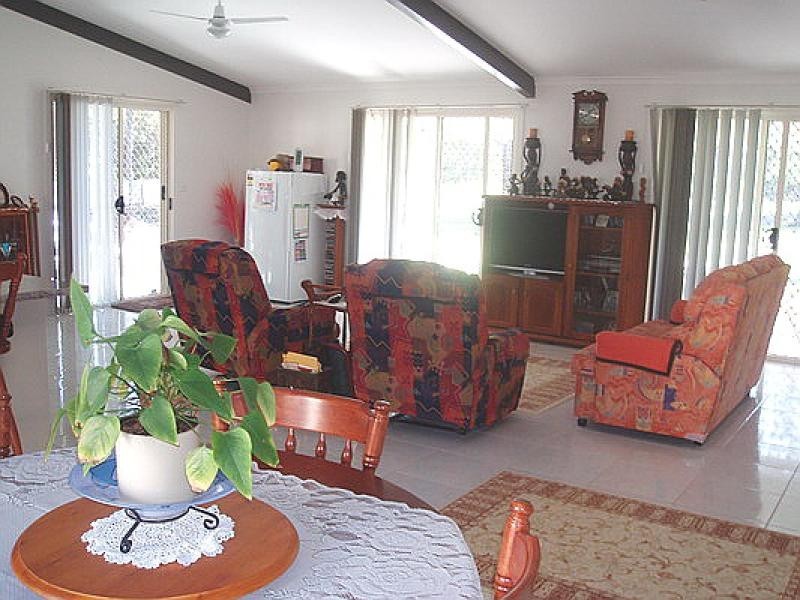 2 CAROLINE COURT, Burrum River QLD 4659