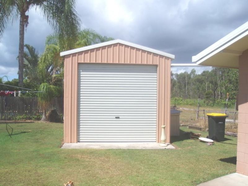 125 BURRUM STREET, Burrum Heads QLD 4659