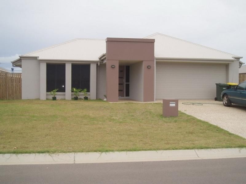 24 LOUISE DRIVE, Burrum Heads QLD 4659