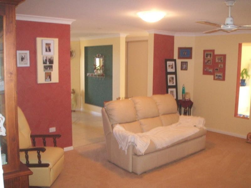 51 Lucas Drive, Burrum Heads QLD 4659