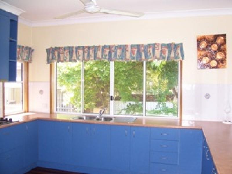 20 Travis Road, Burrum Heads QLD 4659