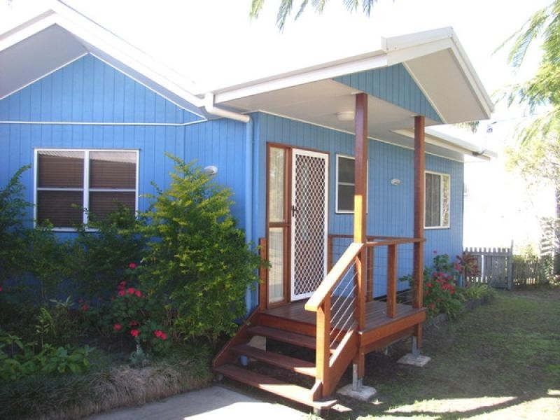 20 Travis Road, Burrum Heads QLD 4659