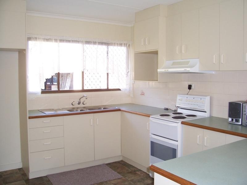 77 RIVERVIEW DRIVE, Burrum Heads QLD 4659