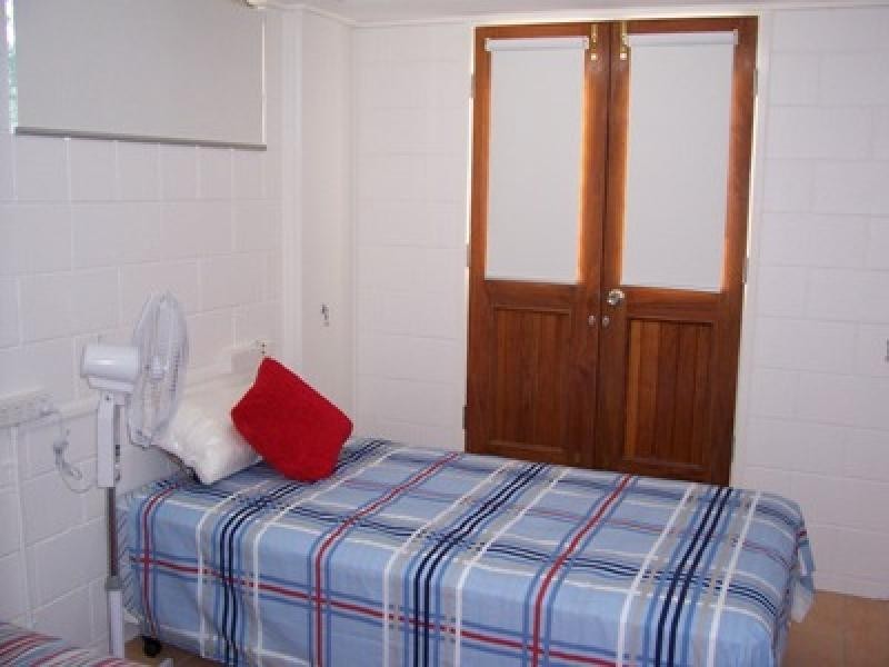 42 Esplanade, Burrum Heads QLD 4659