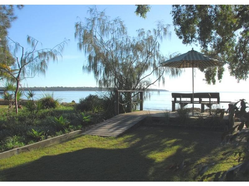 92 BURRUM STREET, Burrum Heads QLD 4659
