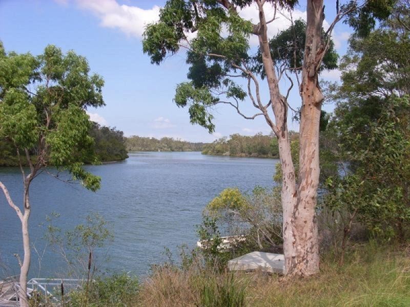 11 Jacqueline Drive, Pacific Haven QLD 4659