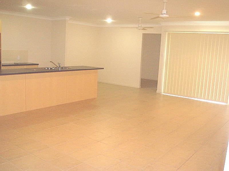 3 Bryan Court, Burrum Heads QLD 4659