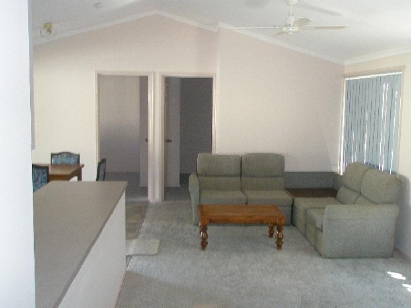 4 LAKESIDE DRIVE, Burrum Heads QLD 4659