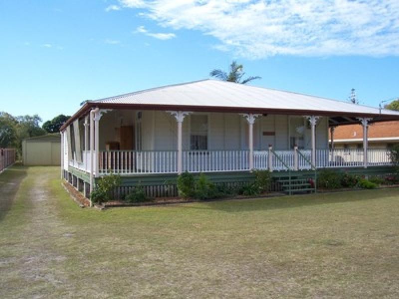 22 HOWARD STREET, Burrum Heads QLD 4659