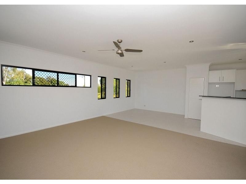 12 HOWARD STREET, Burrum Heads QLD 4659