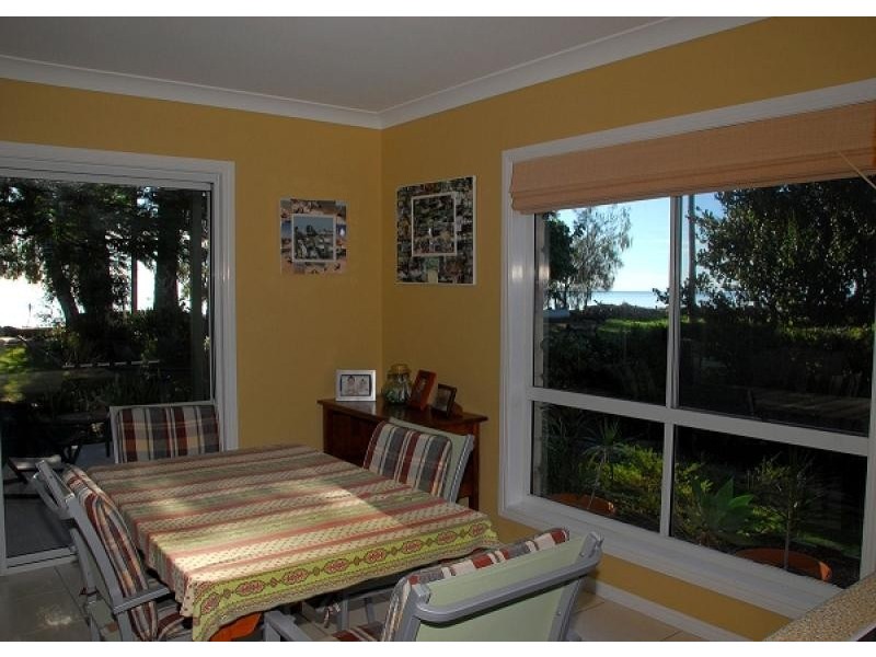 50 Esplanade, Burrum Heads QLD 4659