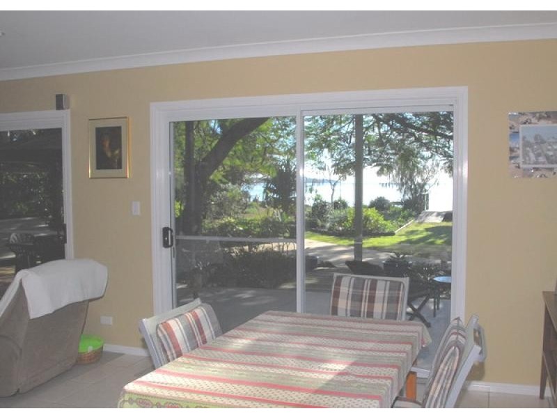 50 Esplanade, Burrum Heads QLD 4659