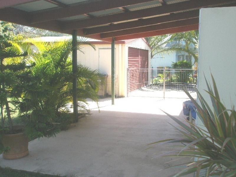 5 TRAVIS ROAD, Burrum Heads QLD 4659