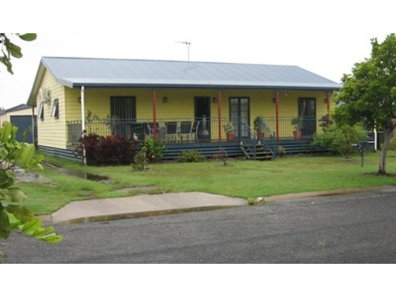 36 BEACH DRIVE, Burrum Heads QLD 4659