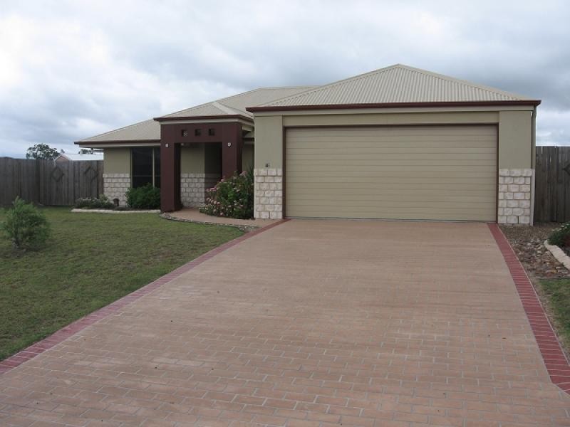 12 KRISTA COURT, Burrum Heads QLD 4659
