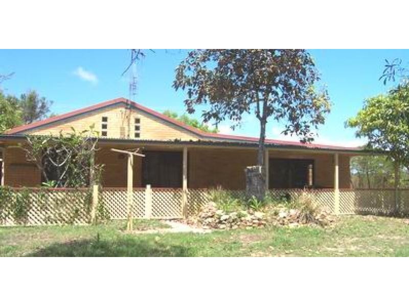 126 Kingfisher Pde, Toogoom QLD 4655