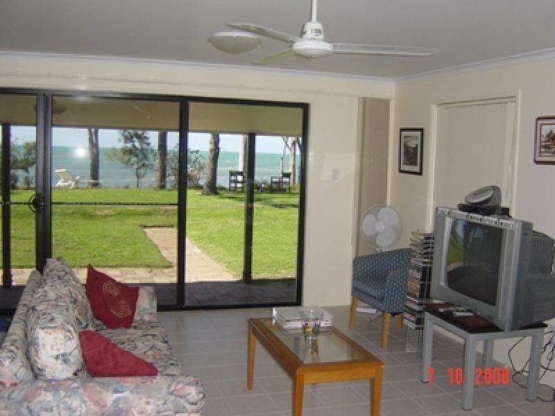 66 Kingfisher Pde, Toogoom QLD 4655