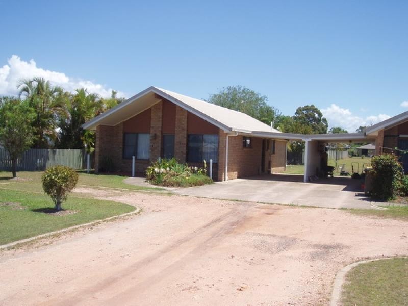 Unit 2/5 Bentwood Crescent, Burrum Heads QLD 4659