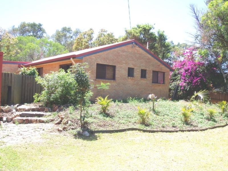 126 Kingfisher Pde,, Toogoom QLD 4655