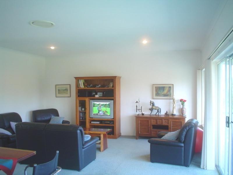 102 Riverview Drive, Burrum Heads QLD 4659