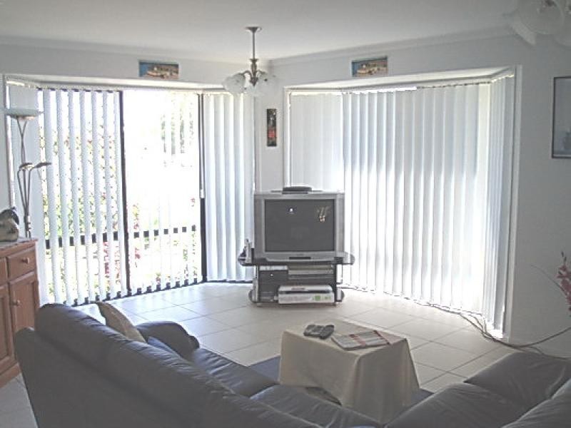 9 Bentwood Street, Burrum Heads QLD 4659