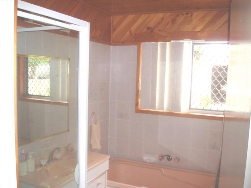 3 Howard Street, Burrum Heads QLD 4659