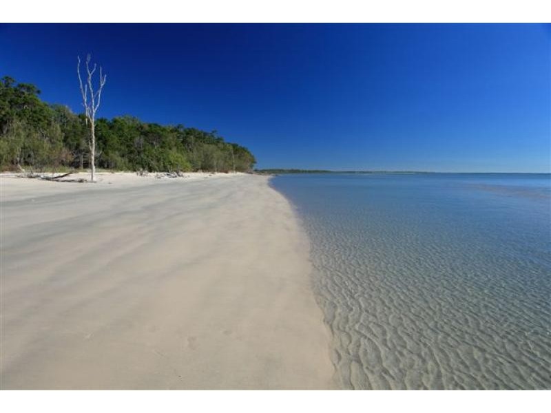108 Kingfisher Pde, Toogoom QLD 4655