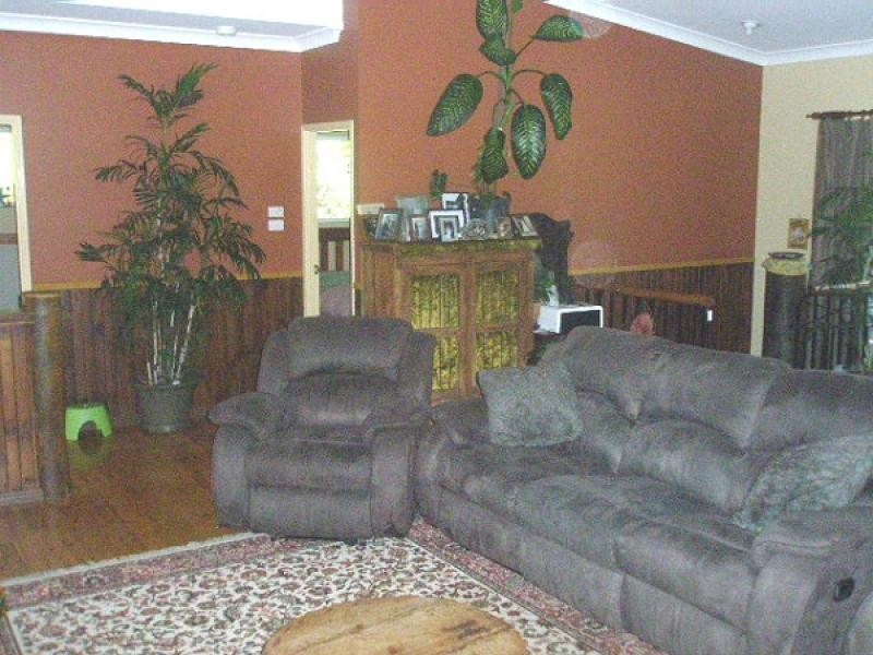 27 Dreamtime Avenue, Burrum Heads QLD 4659