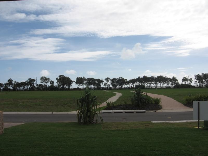 12 Sandcastles Circuit, Burrum Heads QLD 4659