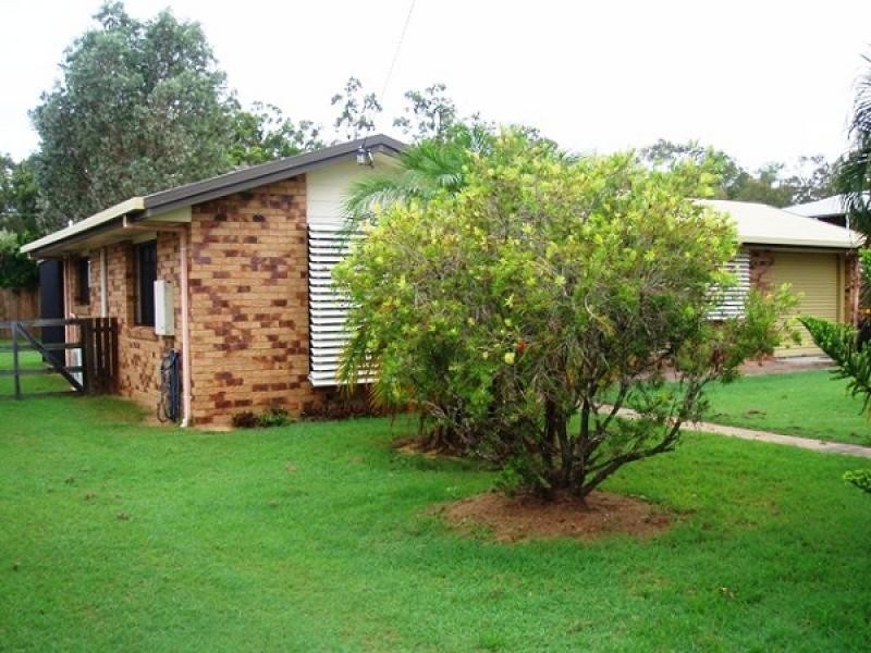 39 Ross Street, Burrum Heads QLD 4659