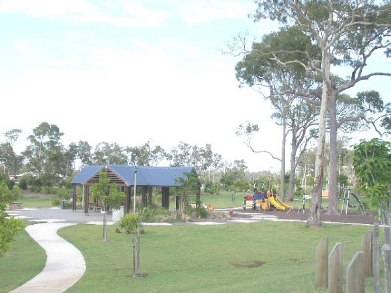 2 Seashells Court, Burrum Heads QLD 4659