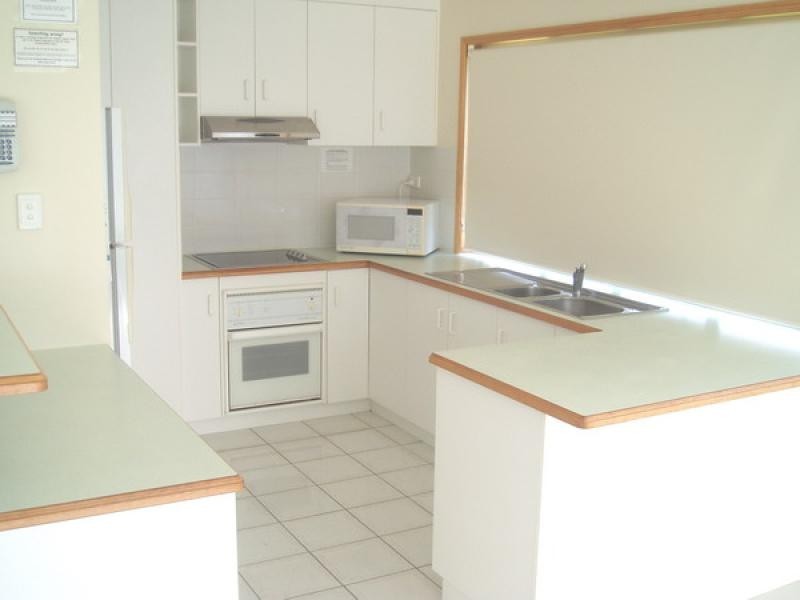 48 Beach Drive, Burrum Heads QLD 4659