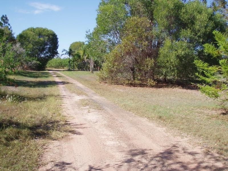 2 South Heath Road, Burrum River QLD 4659