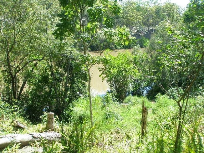 2 South Heath Road, Burrum River QLD 4659
