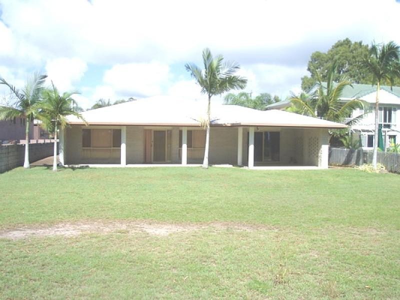 136 Burrum Street,, Burrum Heads QLD 4659