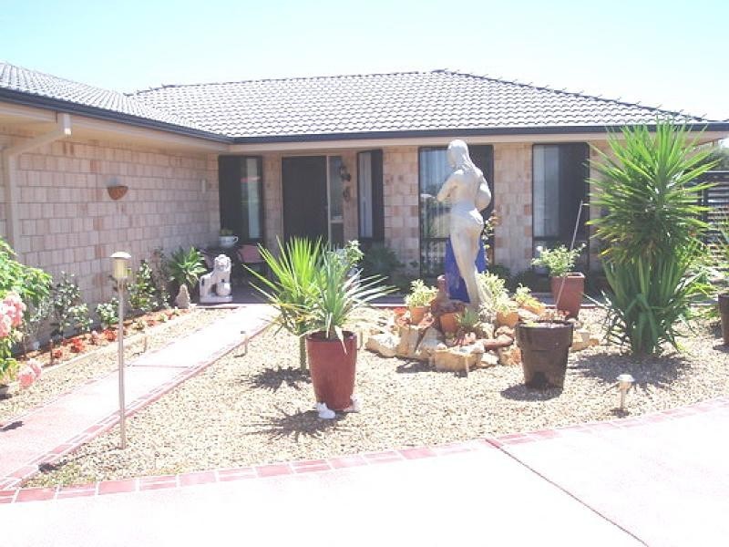 41 Lucas Drive, Burrum Heads QLD 4659