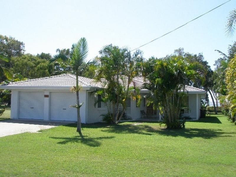 144 Burrum Street, Burrum Heads QLD 4659