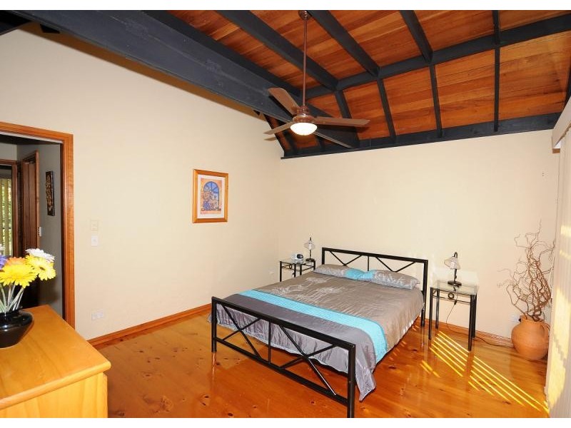 18 Ries Road, Toogoom QLD 4655